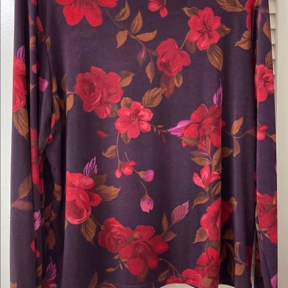 Women’s Blouse (Size XL) - Picture 3 of 5